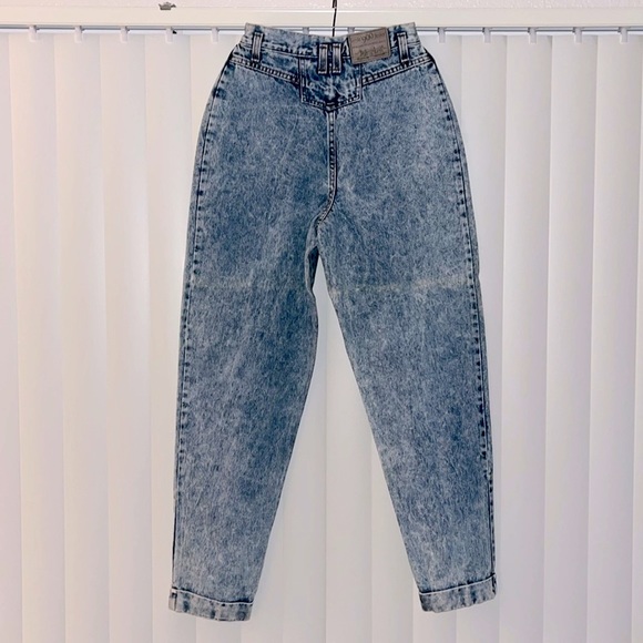 Vintage Stone Washed Levi’s 900 Series Mom Jeans-Levi’s 900 Series - Picture 6 of 16
